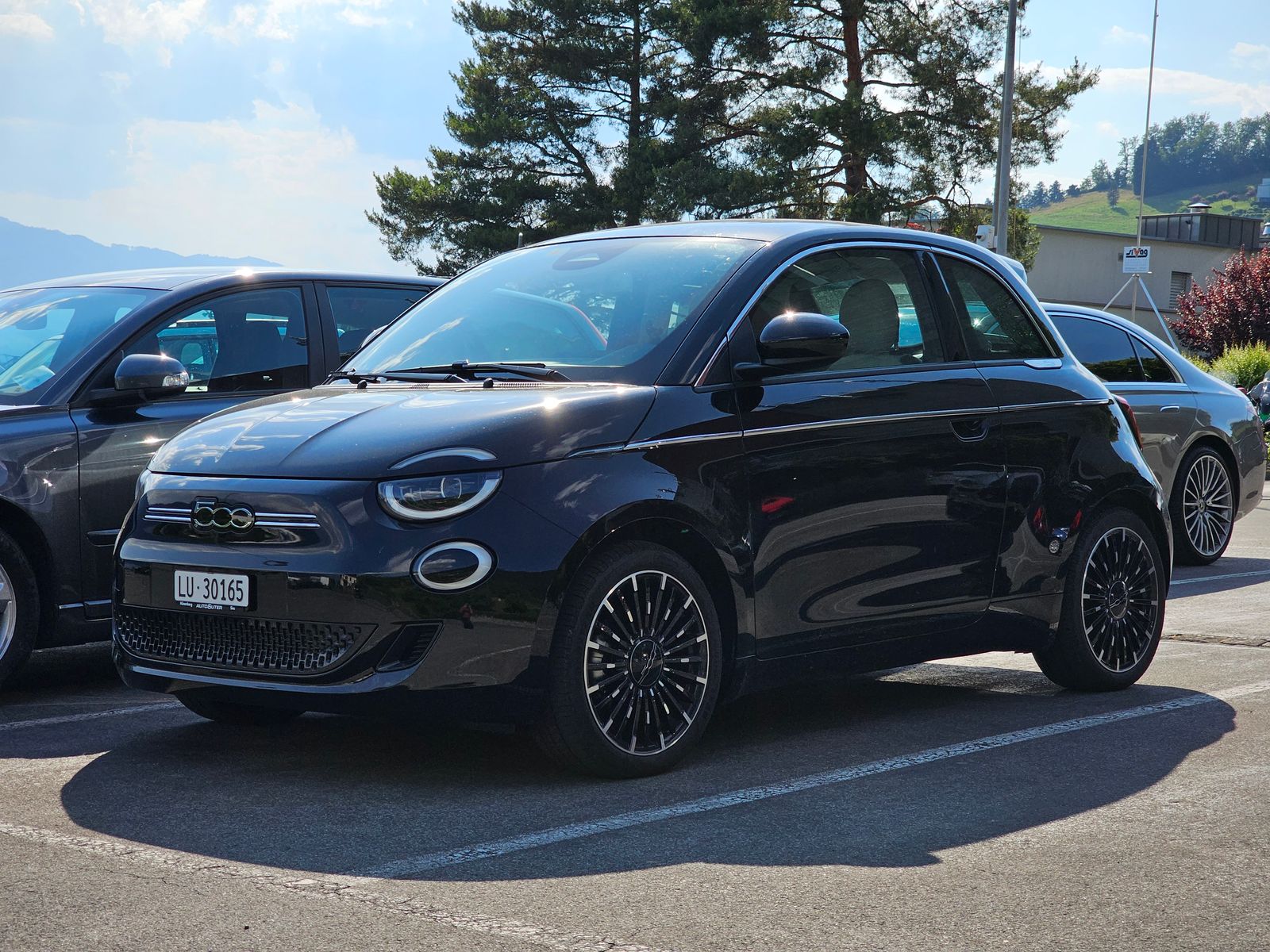 Fiat 500e (2020+) set skråt forfra